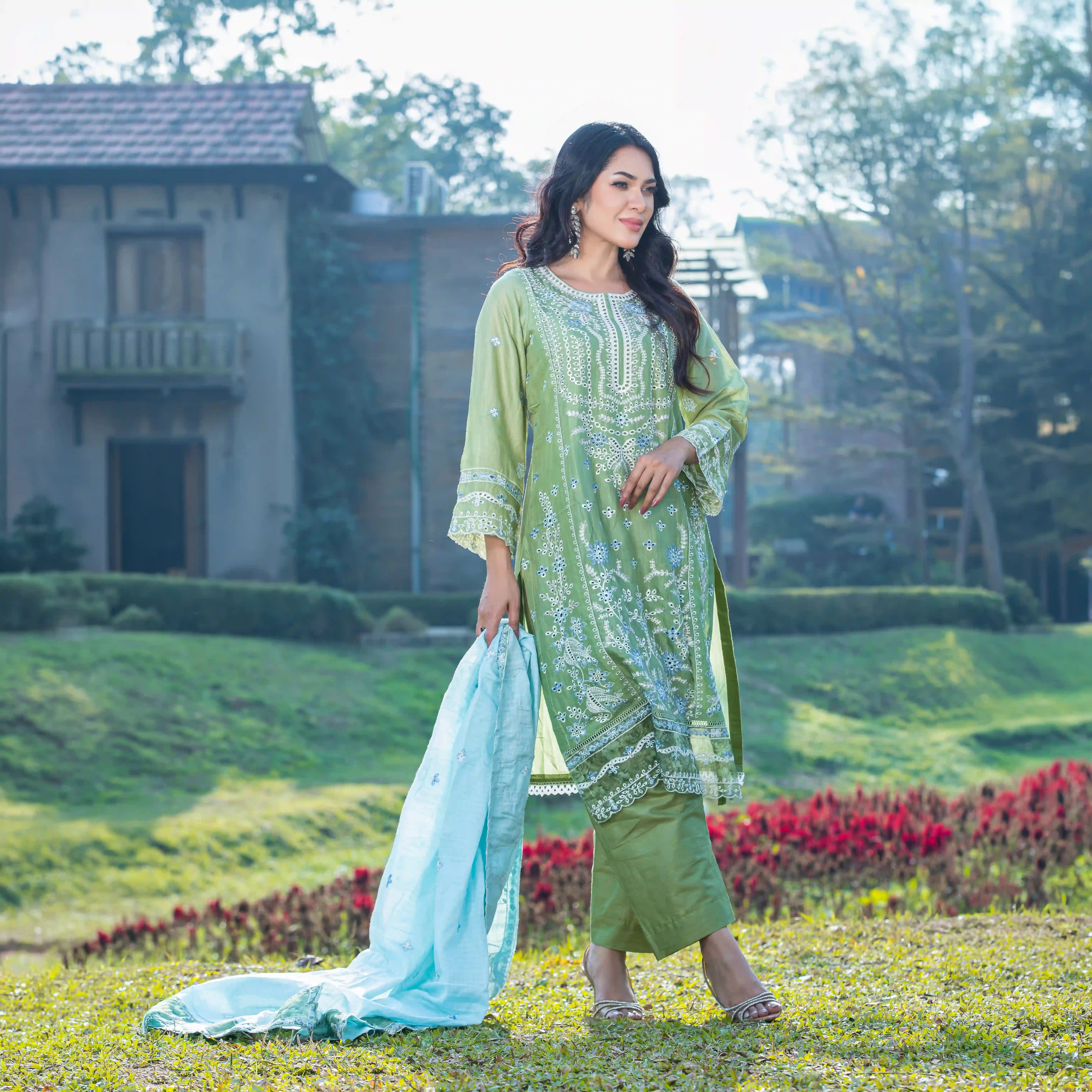 online ladies dress shopping in bangladesh Be the trendsetter with the perfect mix of tradition and modernity from J.  Junaid Jamshed ladies collection. Visit our store or shop online: jdot- bangladesh.com #jdot #junaidjamshed #bangladesh